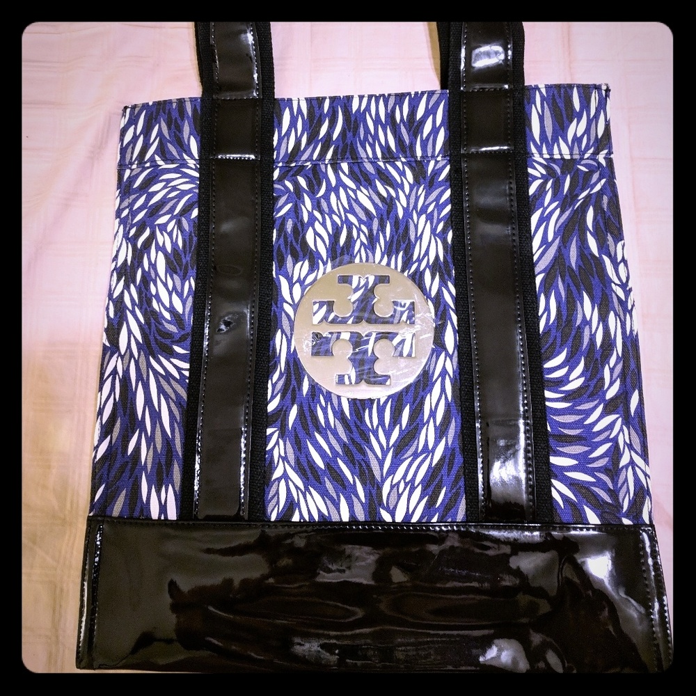 Tory Burch Printed Tote(Purple/Black/White/Silver)